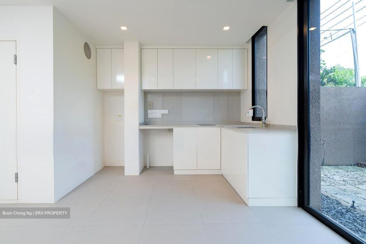 Sembawang Hills Estate (D20), Terrace #519038281